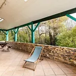 Holiday home Maison En Bord De Riviere Leognan