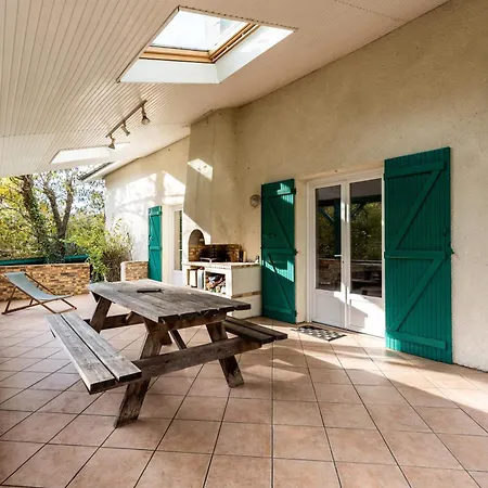 Maison En Bord De Riviere *