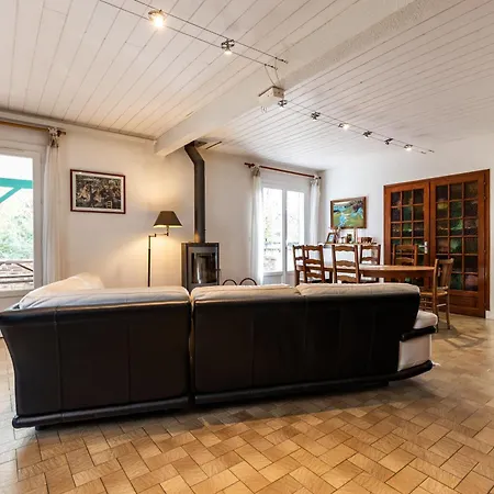 Maison En Bord De Riviere 펜션 *